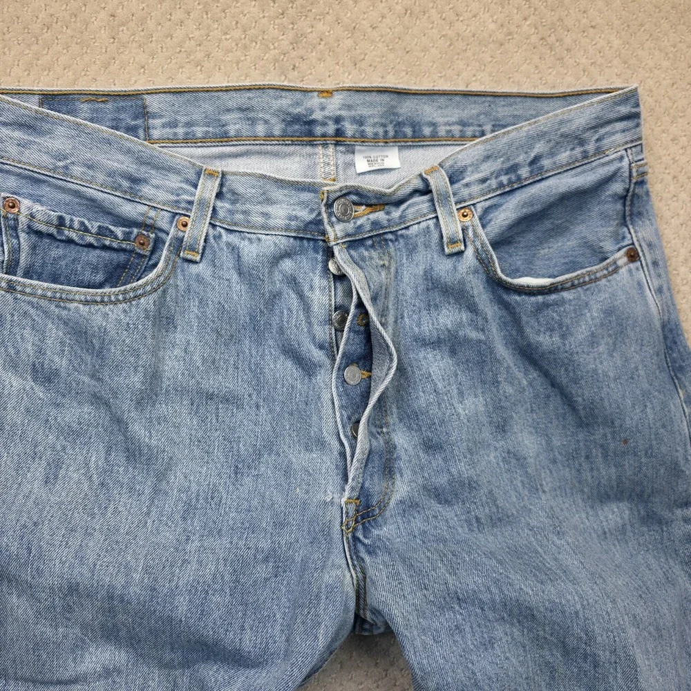 Vintage‎ Levi's 501 XX Jeans Men's W36 L30 Light Wash Button Fly Straight Leg